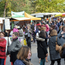 Salon Marjolaine 2017 - exposants et visiteurs à l&#039;extérieur
